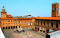 Hier sollte ein Foto des Piazza Miaggiore in Bologna zu sehen sein